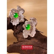 18K白色黃金鑲天然A旦玉耳環